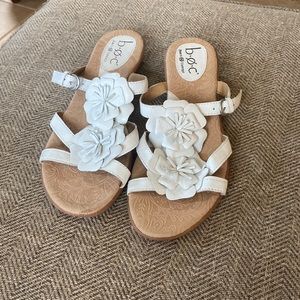white flower born sandals, 2 pairs identical- both size 9!!!